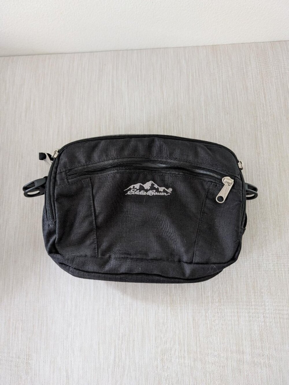 Eddie Bauer Bag Belt Bag Cross Body Waist Bag NO Strap - Never Used Many Pockets